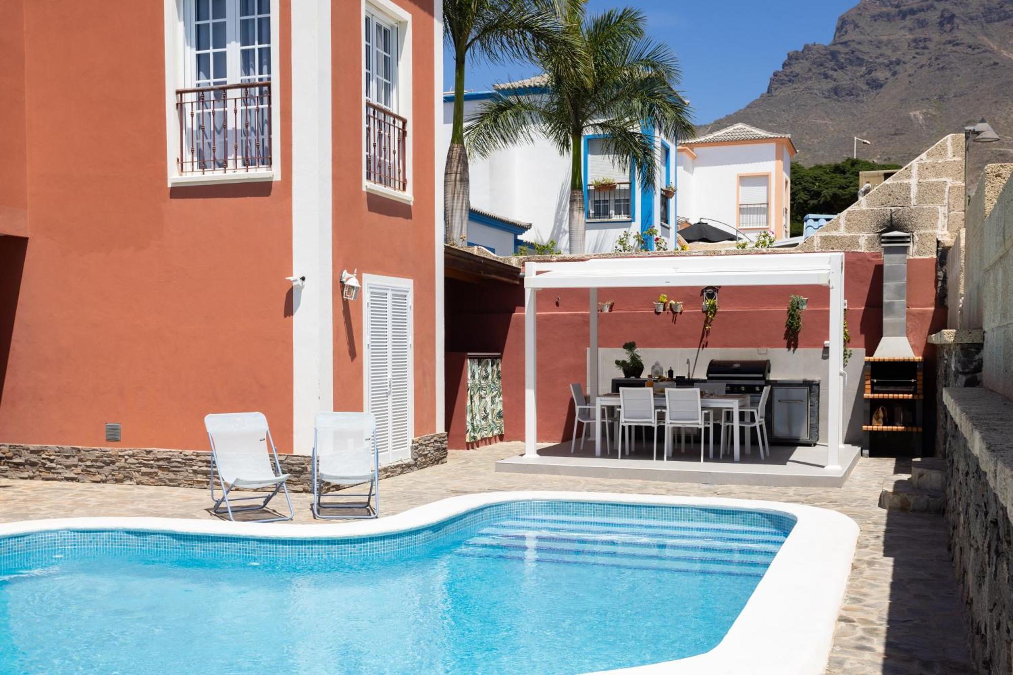 Villa Chloe Costa Adeje Tenerifesummervillas Giant Private Pool 11 Meters Long المظهر الخارجي الصورة